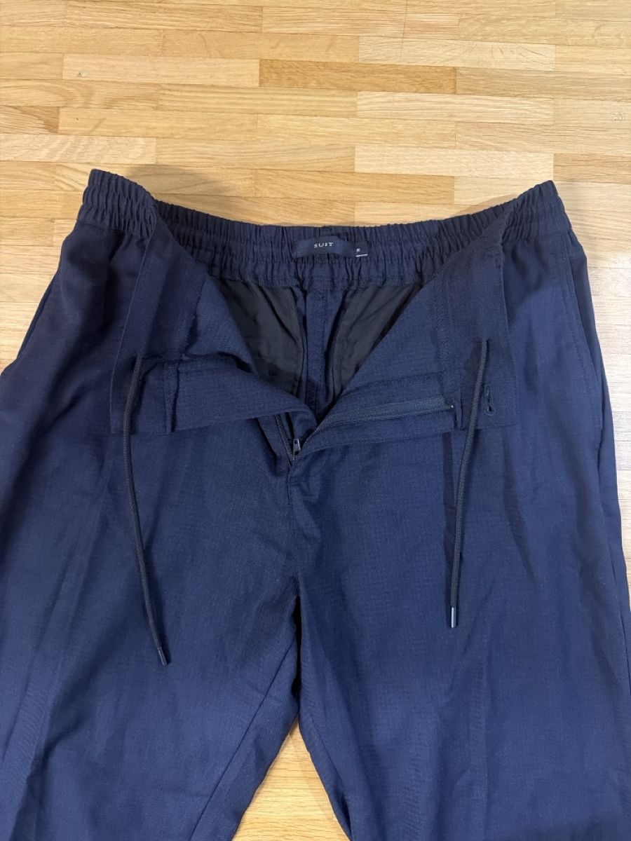Pantaloni: Dunkelblaue Anzugshose - Suit, Grösse M – Usato da Zürich venduto da wid_f885 1
