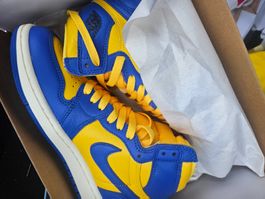 Air Jordan 1 Retro High OG Blue/Yellow, Grösse 38,5 Womens