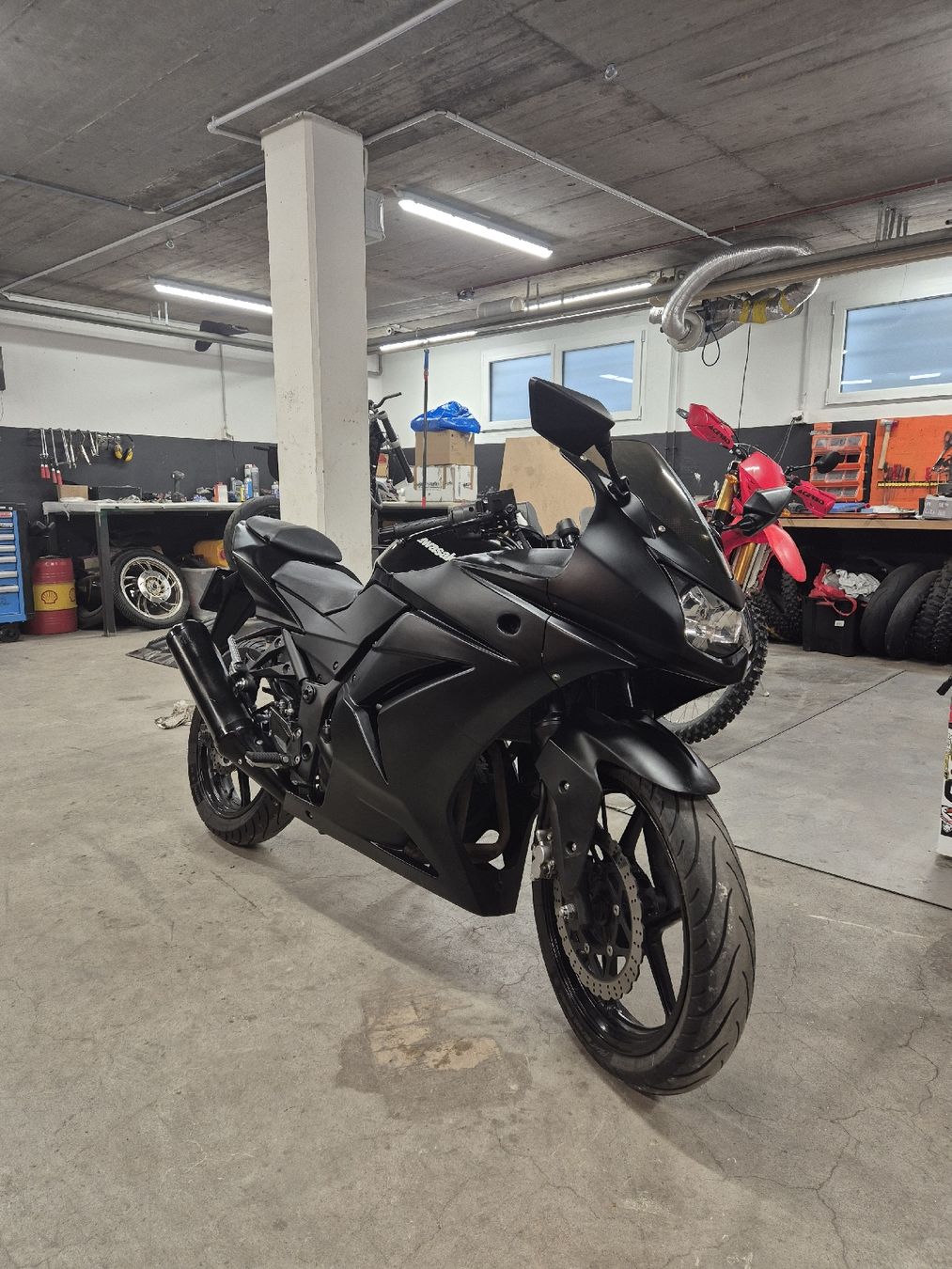 Kawasaki Strada: Kawasaki Ninja 250 – Usato da Seon venduto da Jk_224