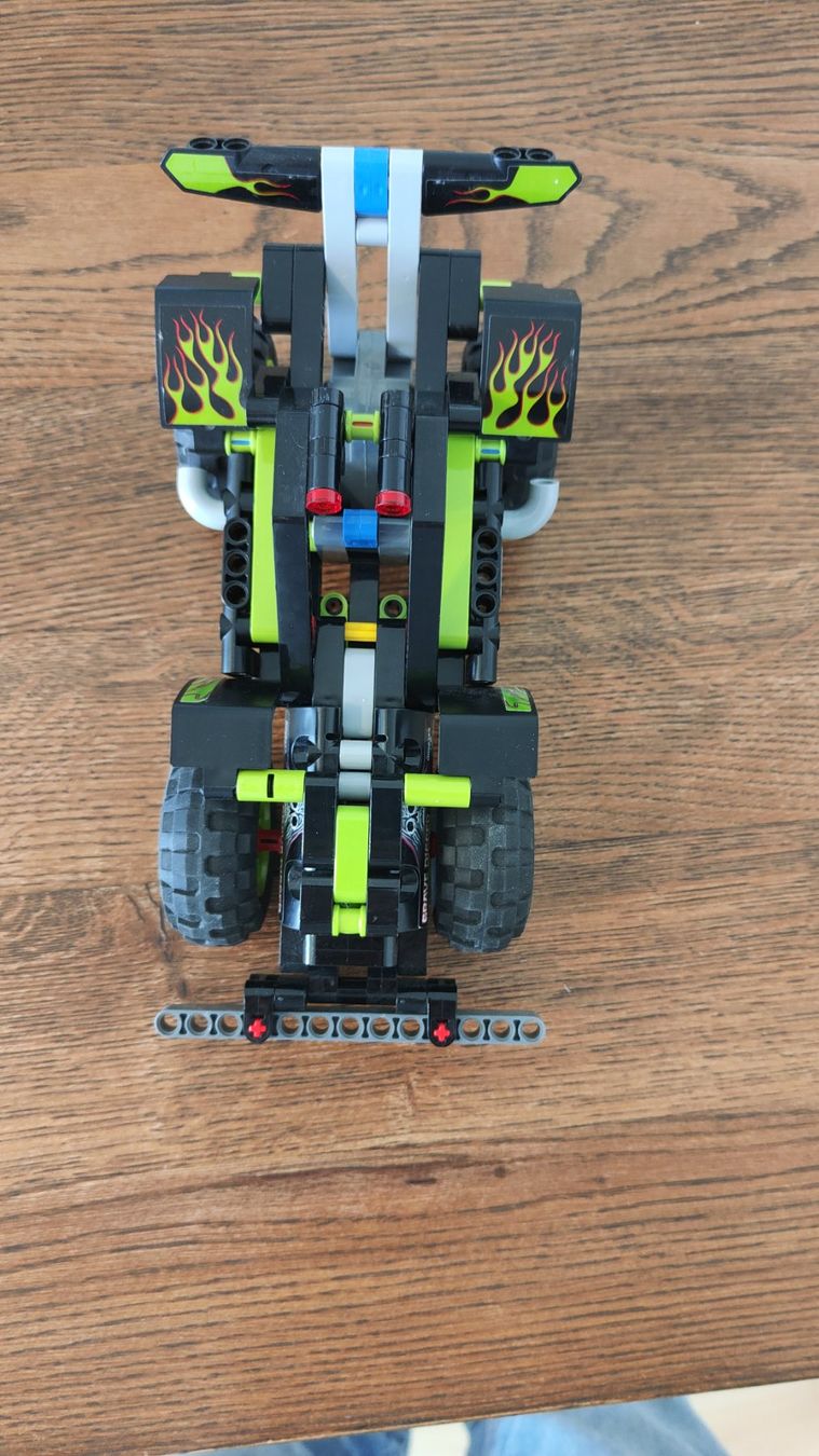 Technics Kit di costruzioni: Lego Technic Monstertruck Grave Digger (2 Modelle) – Usato da Tann venduto da ansure75 3