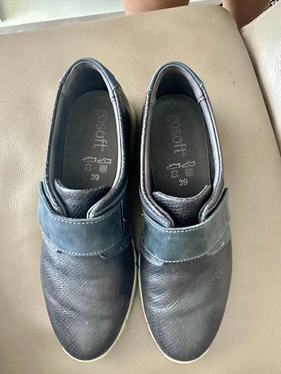 Sammelmarken & -punkte: Go Soft Schuhe – Gebraucht aus Luzern von swiss041