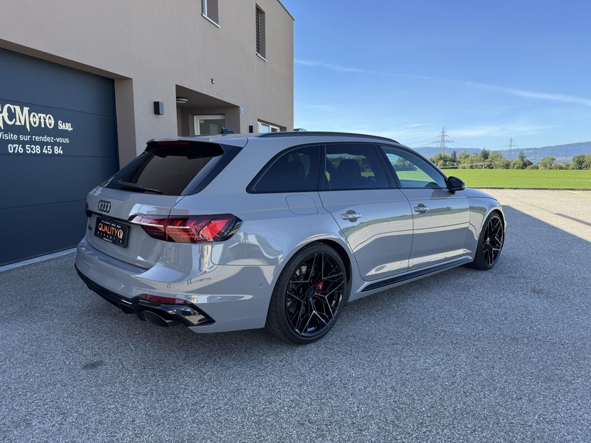 Audi Automobili: Audi RS4 LEASING POSSIBLE – Usato da Echallens venduto da HD90 7