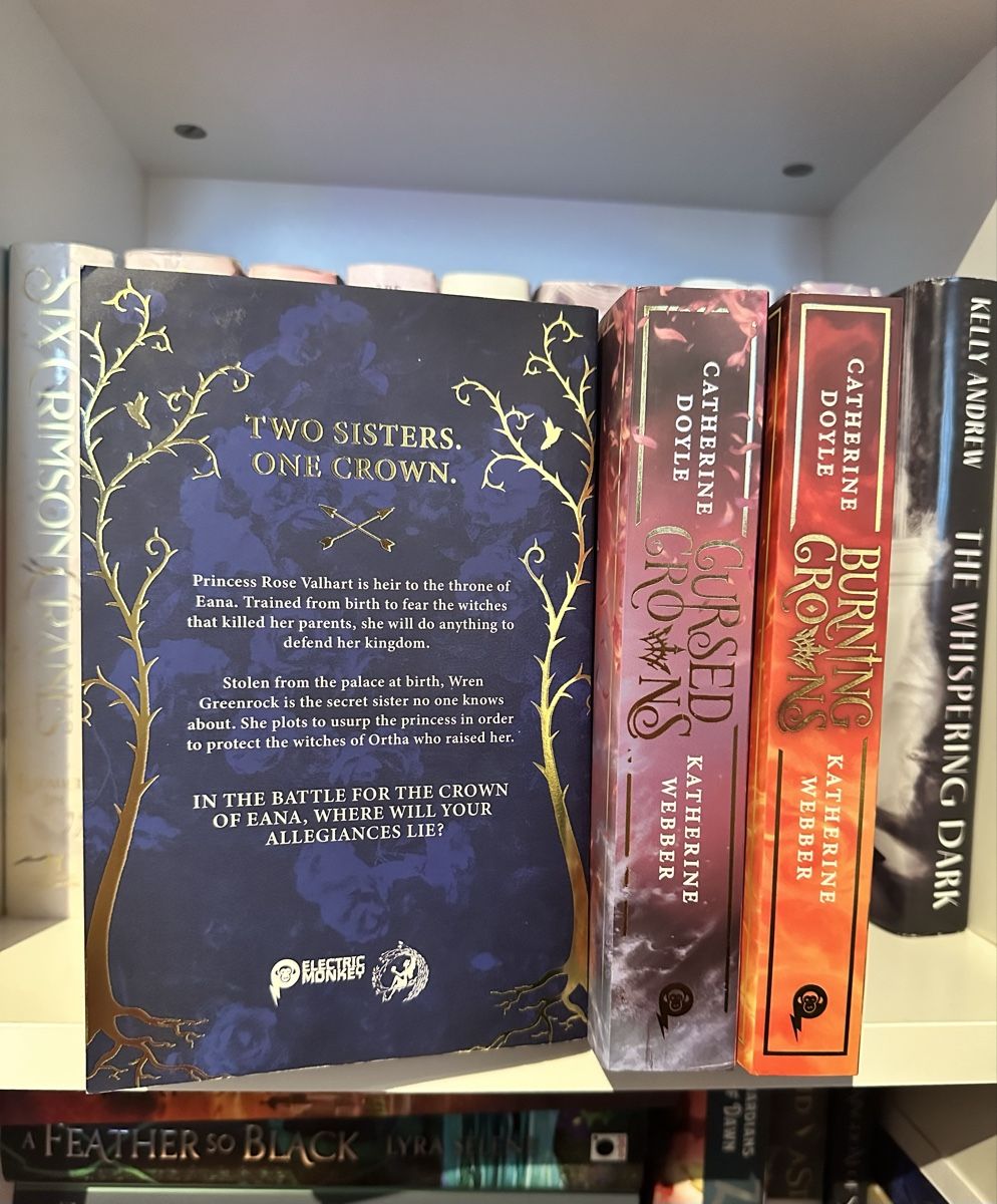 Livres: Katherine Webber und Cathrine Doyle Twin Crowns 1-3 – D'occasion à Chur par cav_qqm5 1