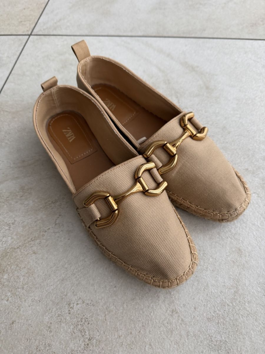 Chaussures femmes: Zara Espadrilles Slipper 39 – D'occasion à Güttingen par Annuschka17