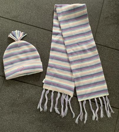 Süsses Schal und Mütze Set