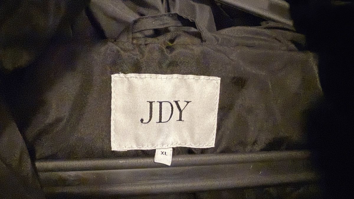Only Jacken: Warme Schwangerschaftsjacke  – Gebraucht aus Tagelswangen von fla_9b7f 2