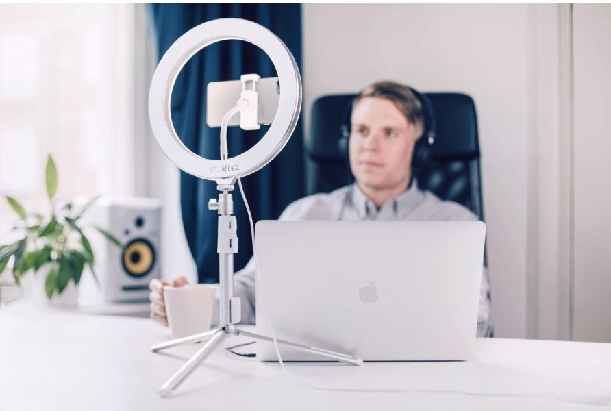 Kodak Lampade: Smartphone-Studiolicht, Kodak, Ring Light für Vlogging 25cm – Usato da Schlieren venduto da CP2005 1