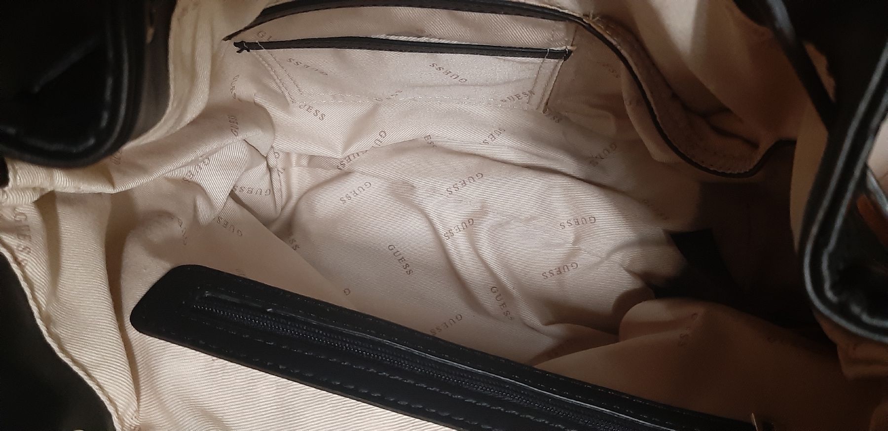 Guess Sacs à dos: NEU! GUESS Rucksack – Neuf avec emballage d'origine à Zürich par Venecia25 3