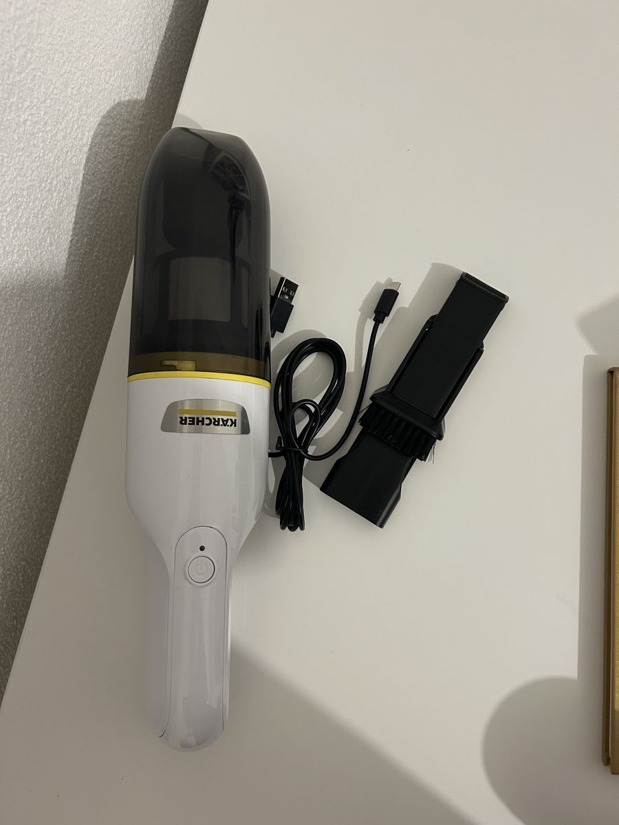 Kärcher Aspirateurs & Accessoires: Kärcher Handstaubsauger – D'occasion à Reiden par valcal17