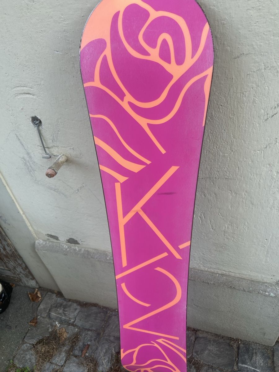 K2 Board: K2 - snowboard - 146 cm – Usato da Wetzikon ZH venduto da avi_cyt7 7