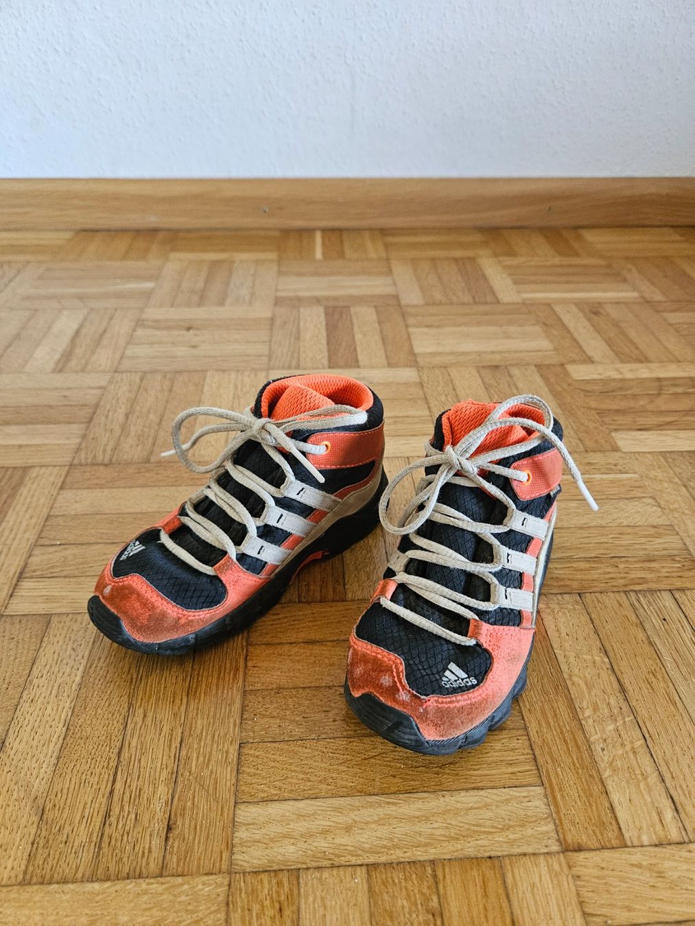 Chaussures garçon: Wanderschuhe 25 – D'occasion à Liestal par Seraphine87