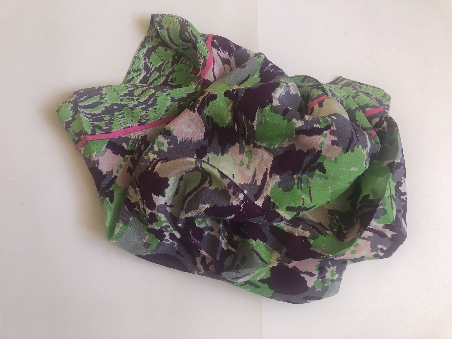 Foulard & Sciarpe: foulard soie Epice – Nuovo e nell'imballaggio originale da Arnex-sur-Orbe venduto da cameleonfringant 3