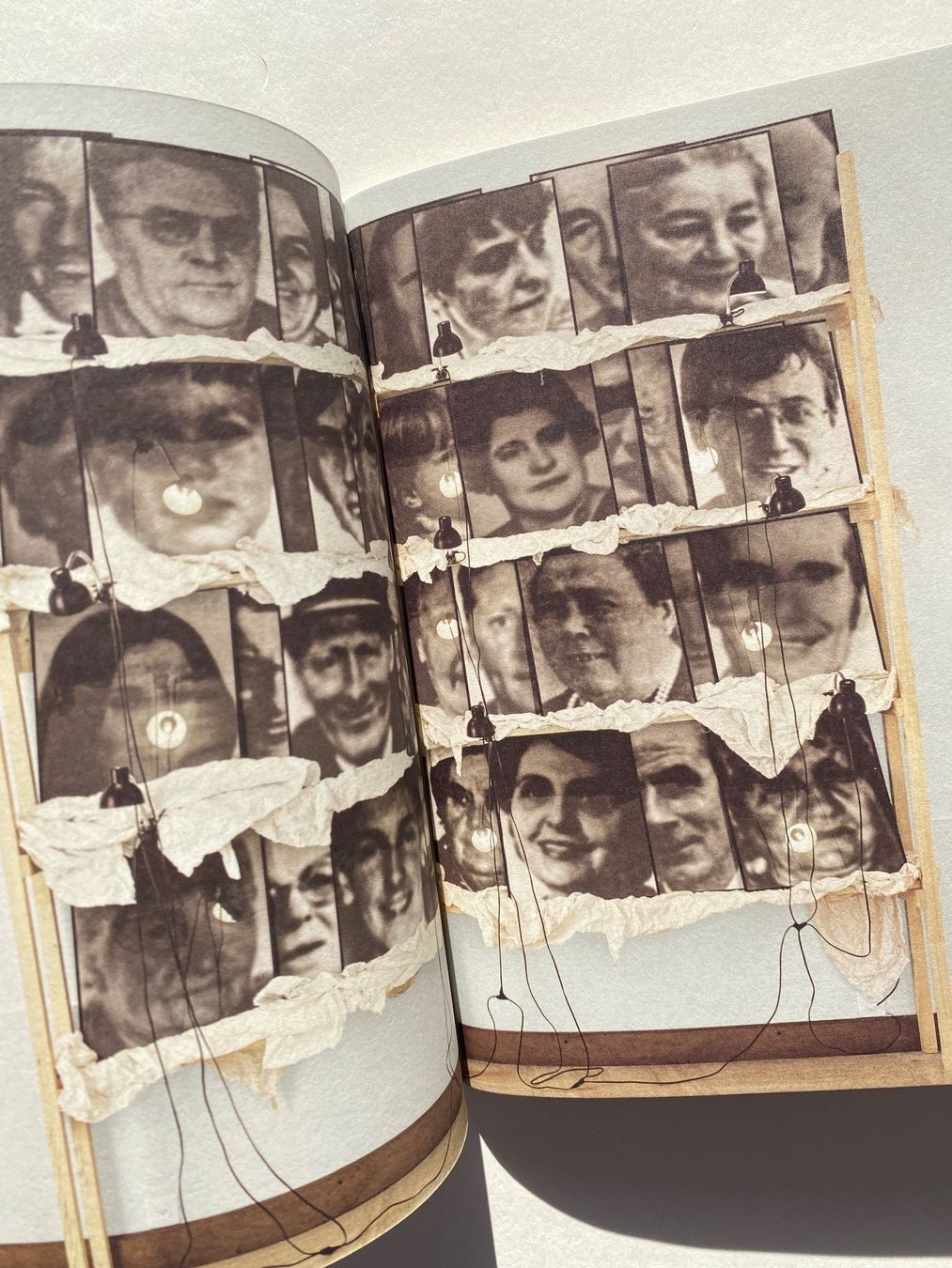 Libri: Christian BOLTANSKI - RELIQUES ET MONUMENTS. – Usato da Zürich venduto da lesgarcons 5