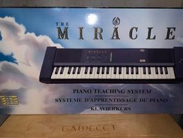 Miracle Klavier NES Nintendo mit zwei Modulen
