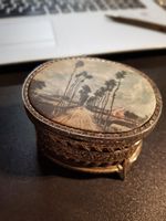 antike Dose Schatulle Pillendose Box mit Seiden Malerei