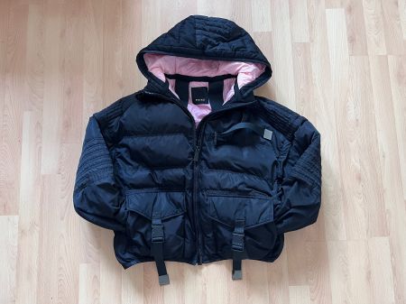 Multifunktionale PINKO-Jacke, Gr. 34 (Damen), guter Zustand