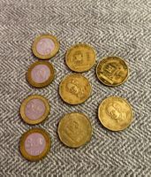 9 pièces de monnaie de république dominicaine
