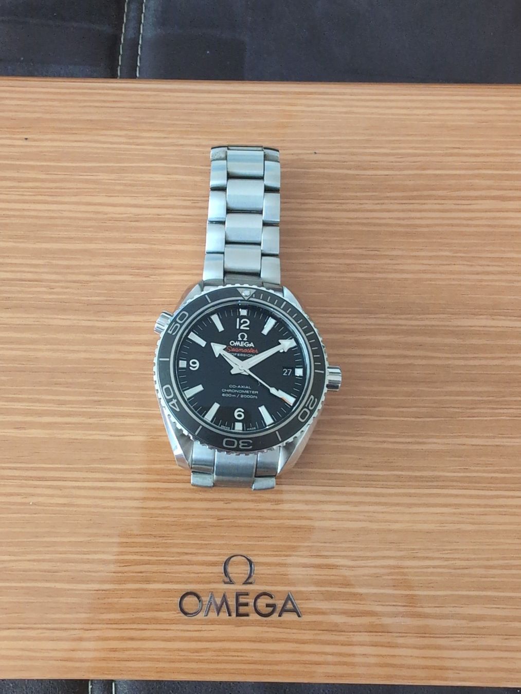 Omega Orologi: Omega Seamaster Planet Ocean 42mm Full Set Ref. 232.30.42.21 – Usato da Birmenstorf AG venduto da Merlinski0 5