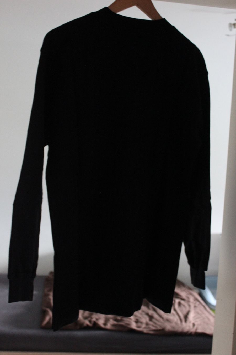 Pullover & Sweatshirts: Nagelneuer Schwarzer ohne neck Pullover in Gr. S – Neu (gemäss Beschreibung) aus Geroldswil von Schlumpfine1973 1