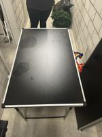 Aufklappbare Tische (3x)