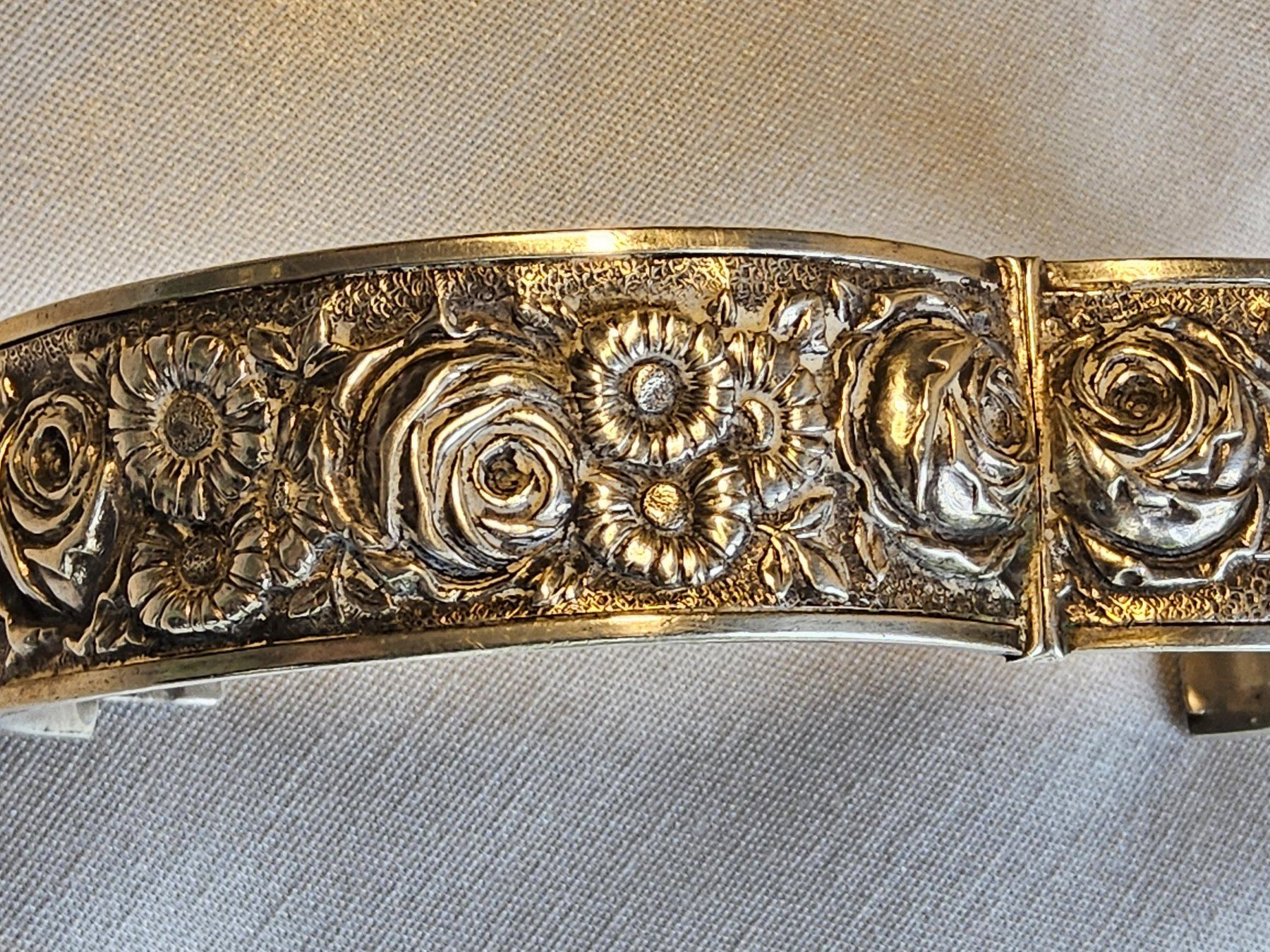 Bracciali & Braccialetti: Silber 835 Viktorianischer Armreif mit Rosen Repoussé – Usato da Zürich venduto da gutsan 9
