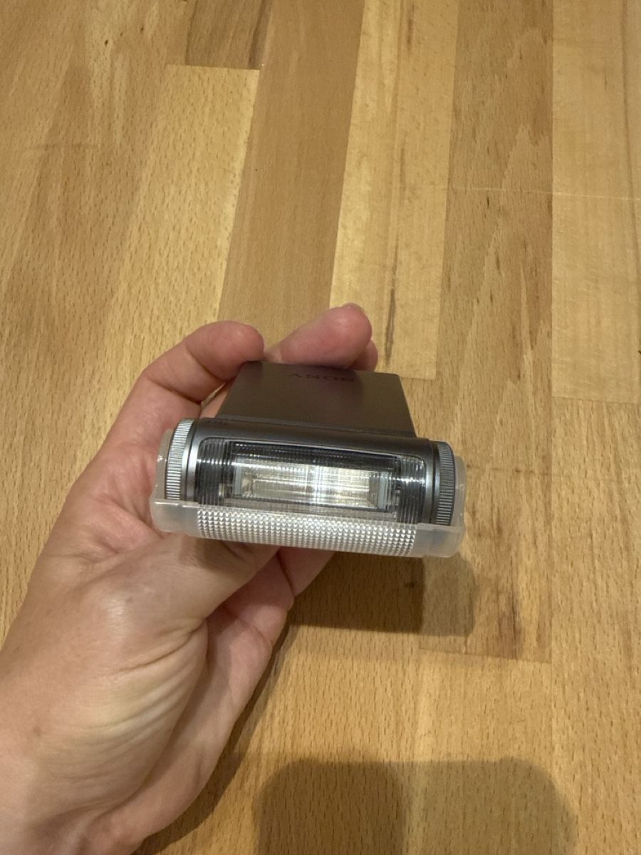 Sony Flash: Sony Aufsteckblitz HVL-F20S – Usato da Niederhünigen venduto da man_7ybw 3