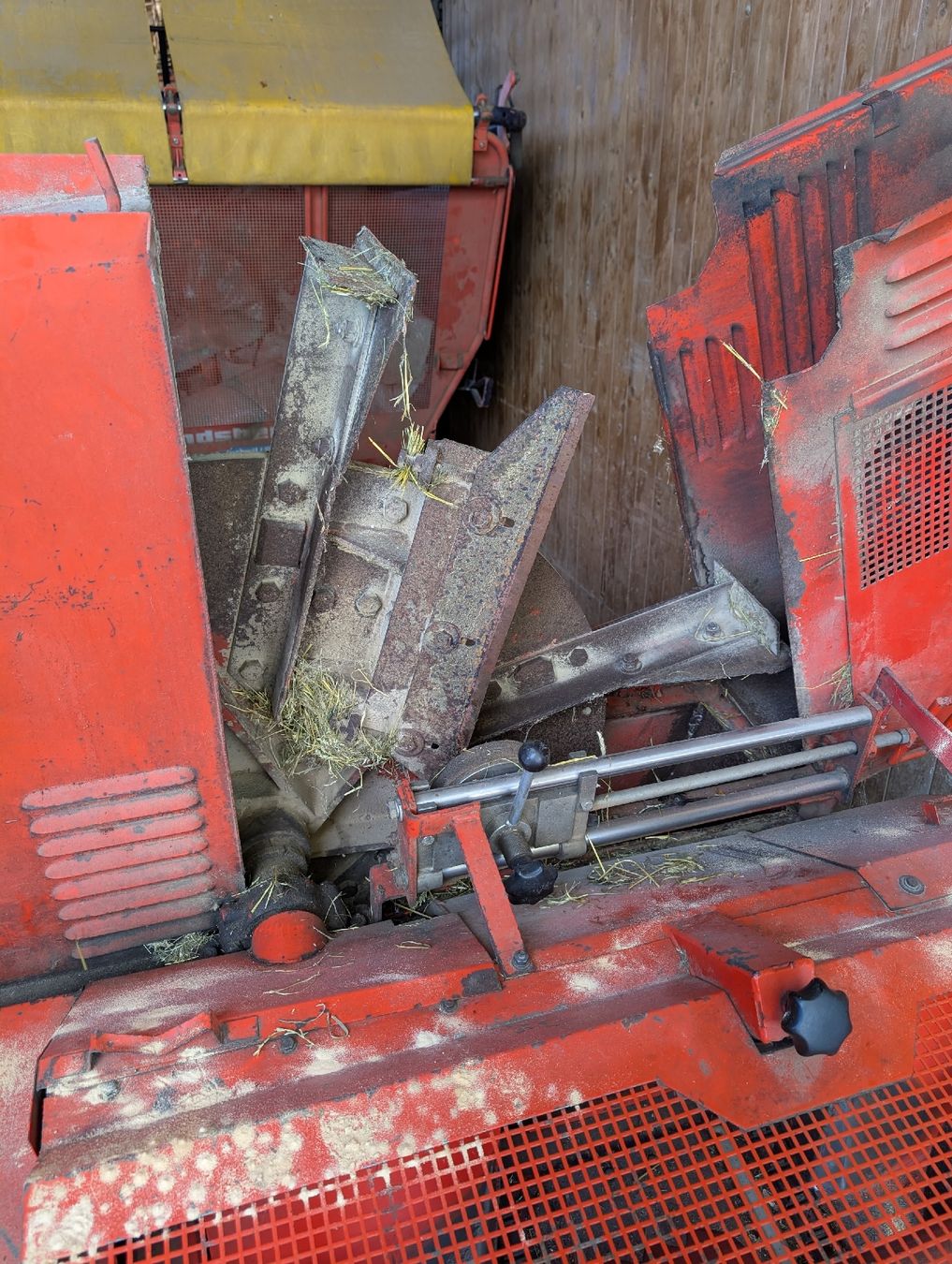 Déchiqueteuse: Bucher Express 4213 Silohäckler – D'occasion à Eptingen par sve_h6py 6
