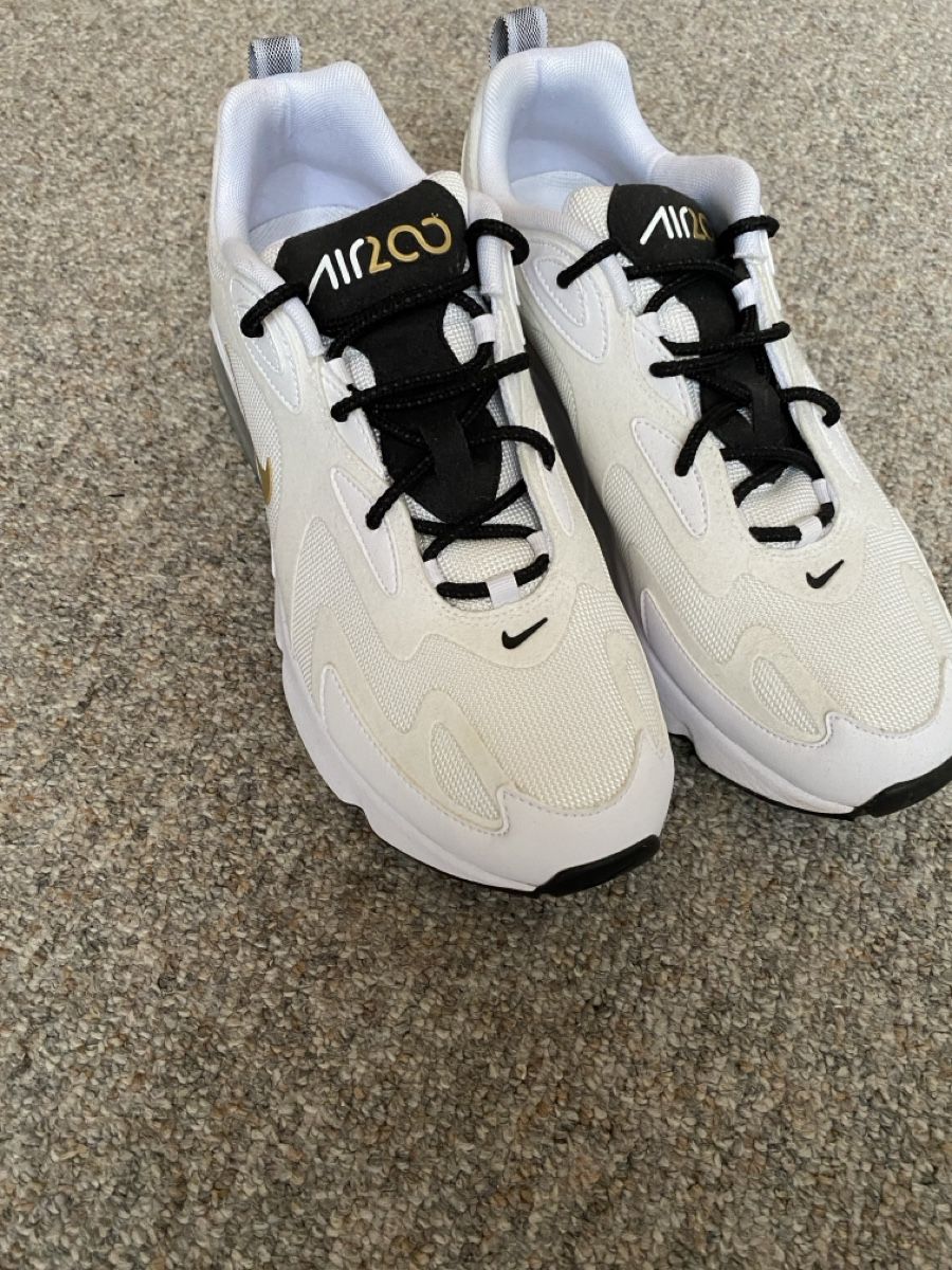 Nike Herrenschuhe: Nike Air 200 Schuhe – Neu (gemäss Beschreibung) aus Horw von a.damian