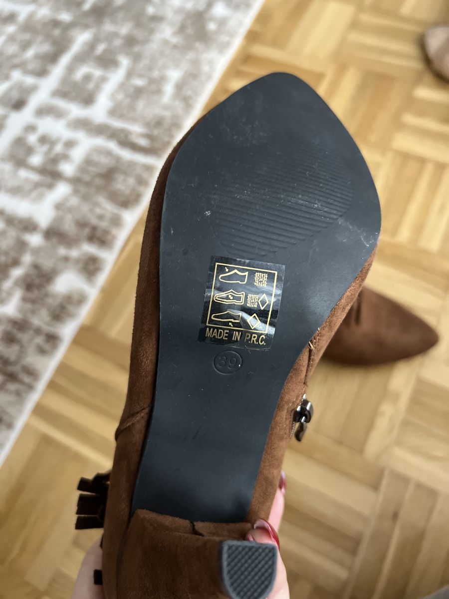 Scarpe da donna: Braune Fransen Stiefel (Gr. 39) – Usato da Wattwil venduto da skr_94 3