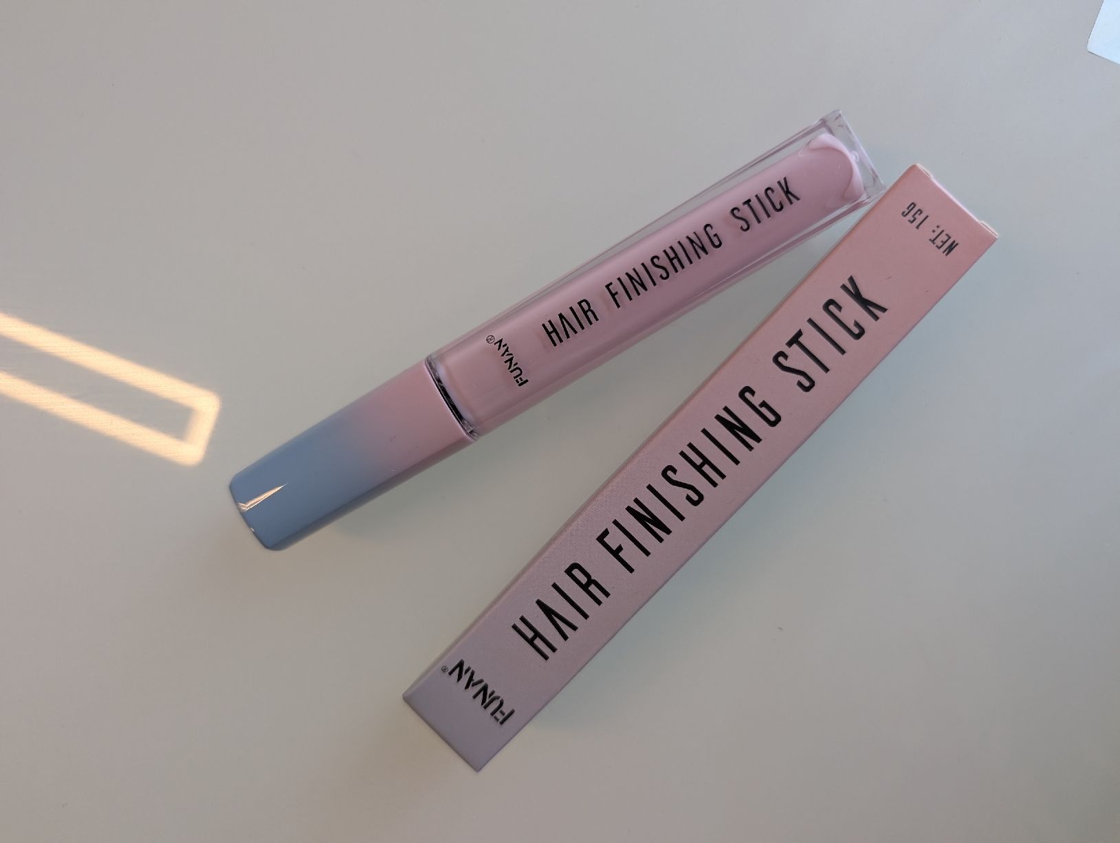 Altro per la cura del corpo: Hair finishing Stick – Usato da Jona venduto da Schaniarle