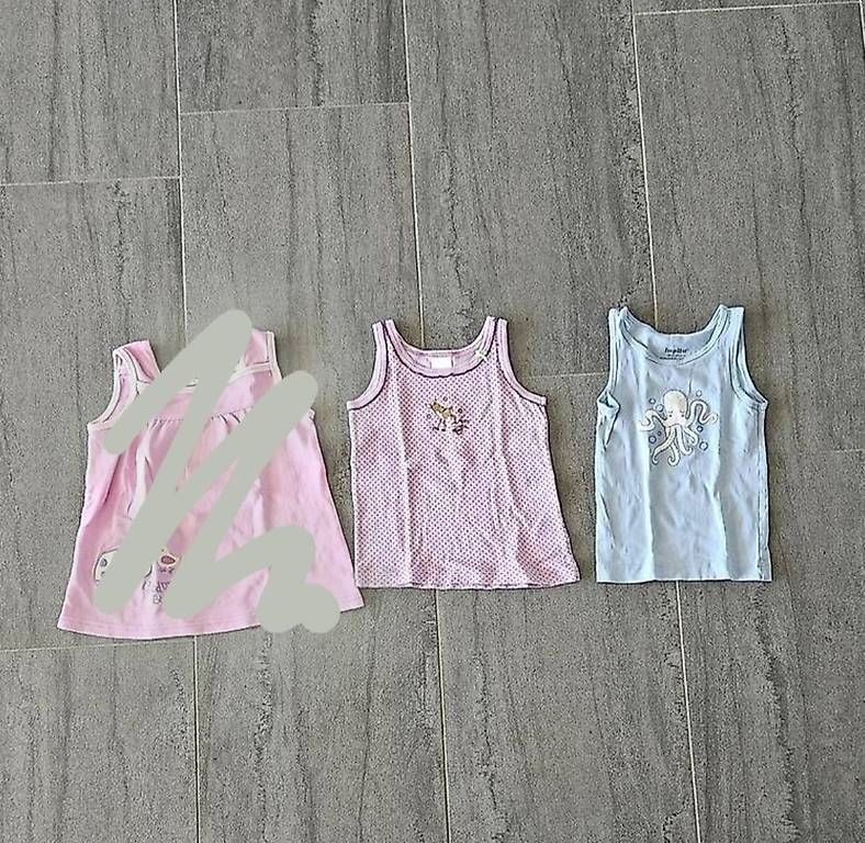 Camicette, T-shirt & Top: Tshirt Grösse 92 – Usato da Rotkreuz venduto da Kaffitanteli 3