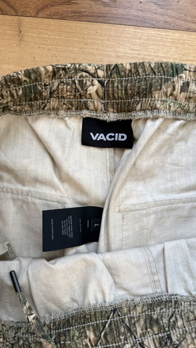 Pantaloni: Vacid hose L – Usato da Horgen venduto da Aron.zh 1