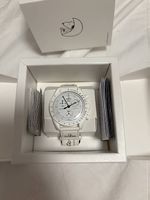 Swatch Moonswatch Snoopy