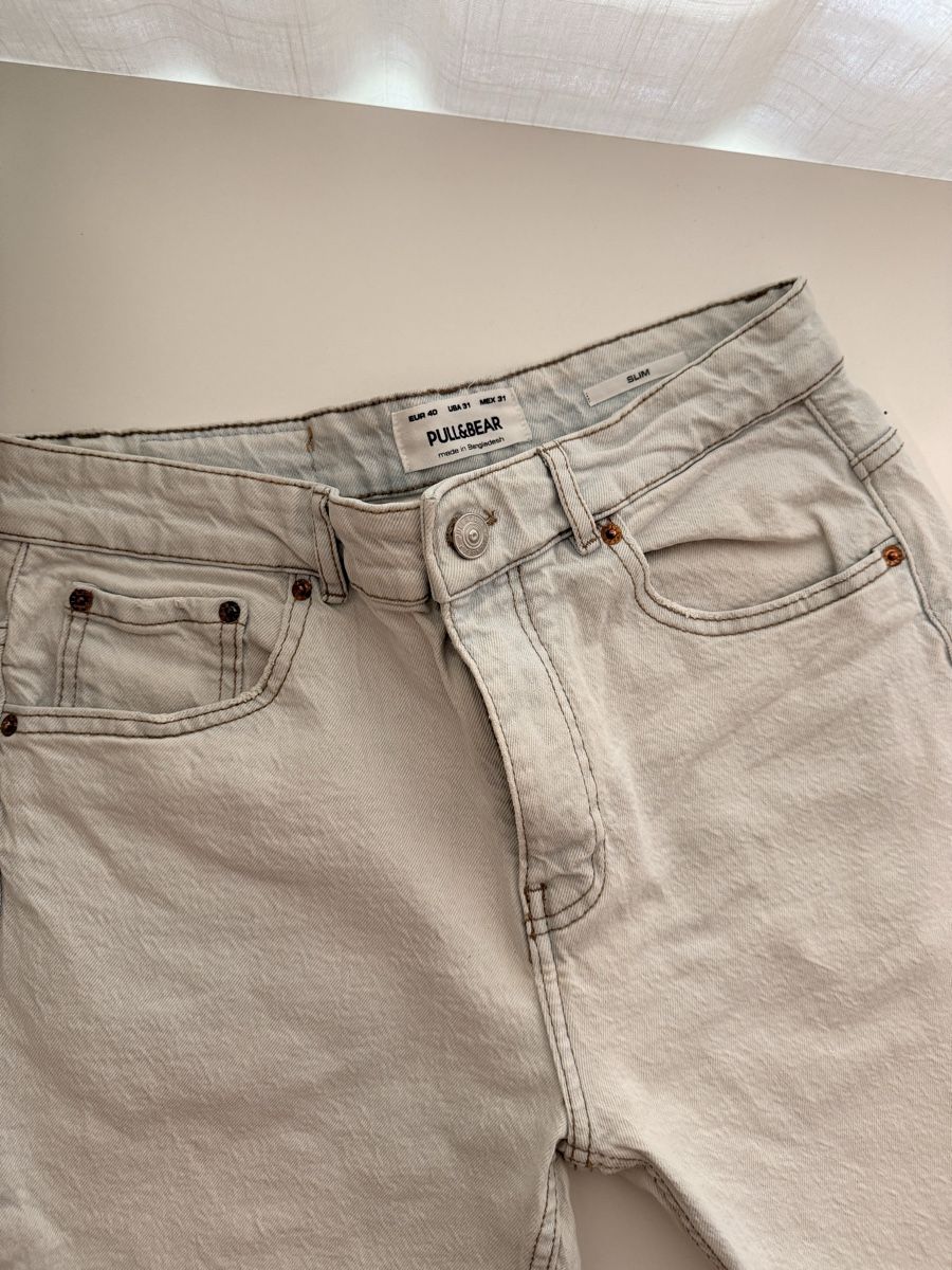 Pull&Bear Pantalons: Denim Shorts Pull&Bear Slim hellblau Grösse 40 neuwertig – Neuf (Voir description) à Regensdorf par BigCloset680 1