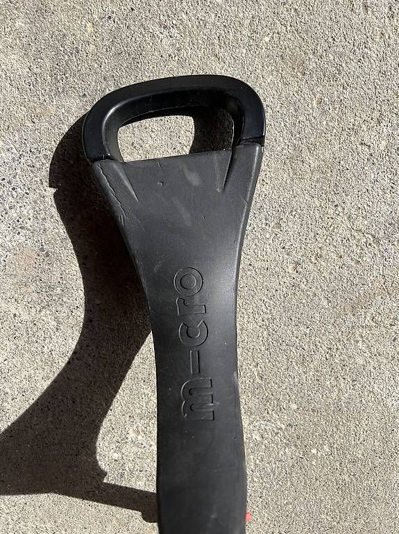 Kickboard: Siège pour trotinette micro  – Usato da St-Cierges venduto da Gw.