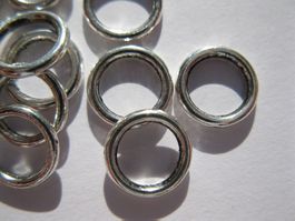 25 Ringe geschlossen, silber, 8x1,5mm