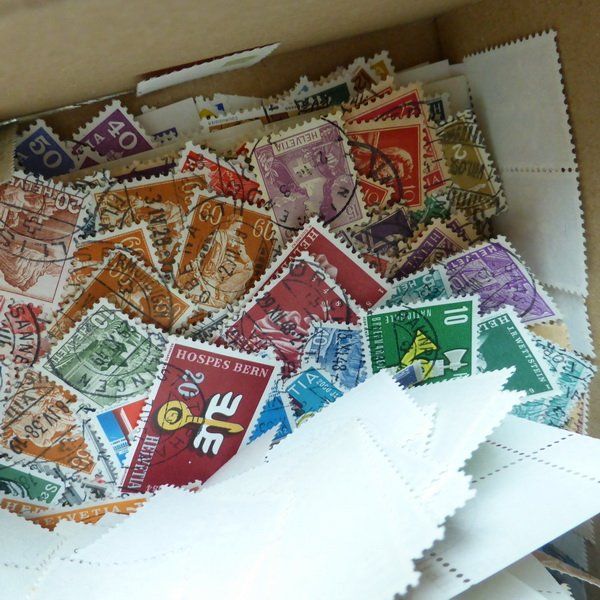 Alle Briefmarken: ca. 2,1 Kg CH - Doubletten ab URALT  kl. Einblick s. Bilder – Gebraucht aus Egliswil von Trens01 7