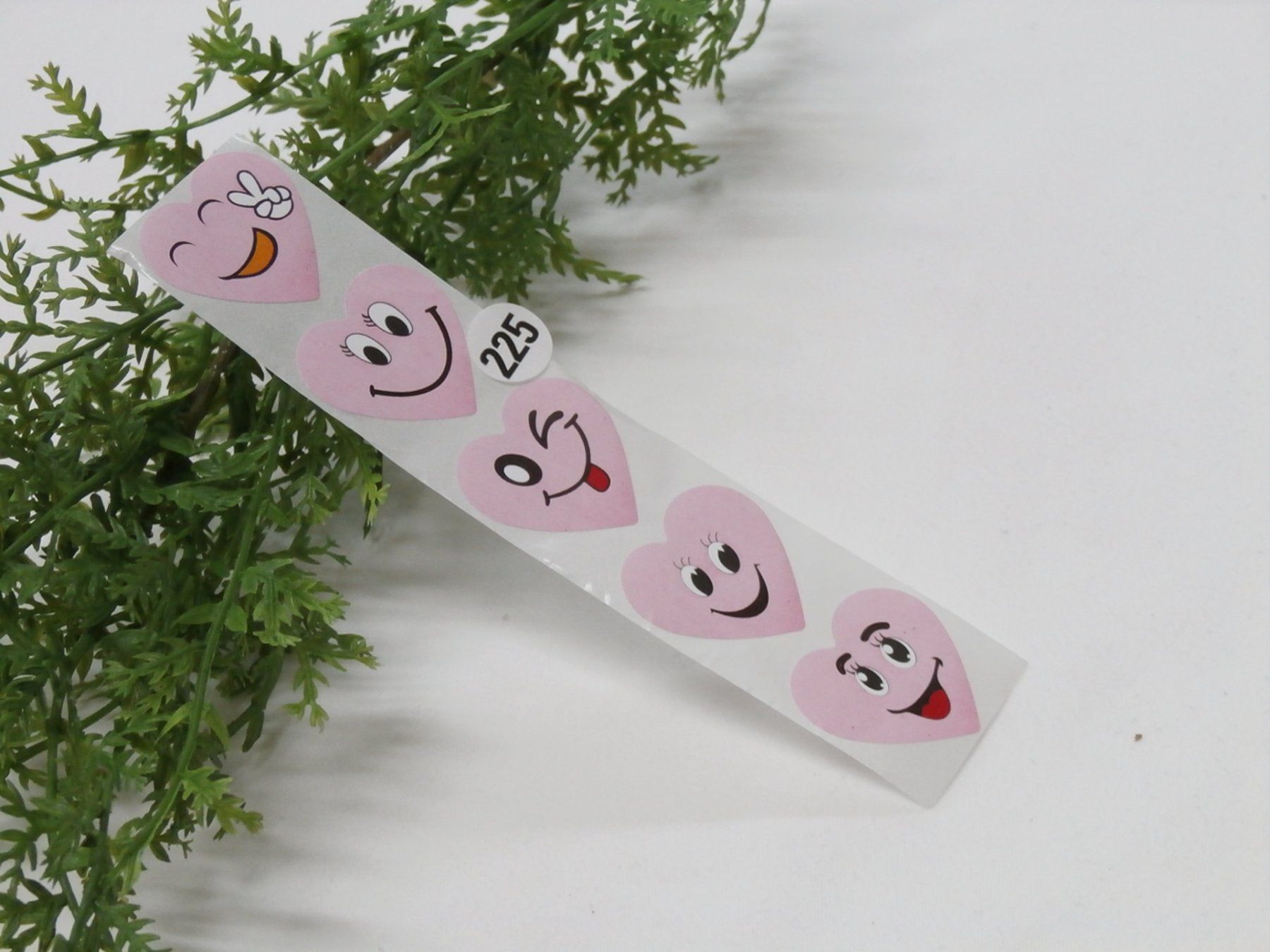 Aufkleber: 100 Sticker Smiley Herz (225) – Neu und originalverpackt aus Blatten b. Naters von Hobschelti
