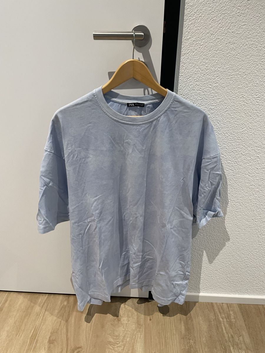 Zara T-shirt: ZARA T-Shirt Hellblau – Usato da Niederwil SG venduto da mar_8229