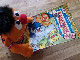Tickle me Ernie - Sprechende Plüschfigur von TYCO