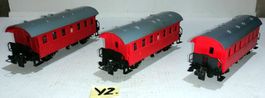 YZ) Trix Express Einheits-Personenwagen, 3xRot
