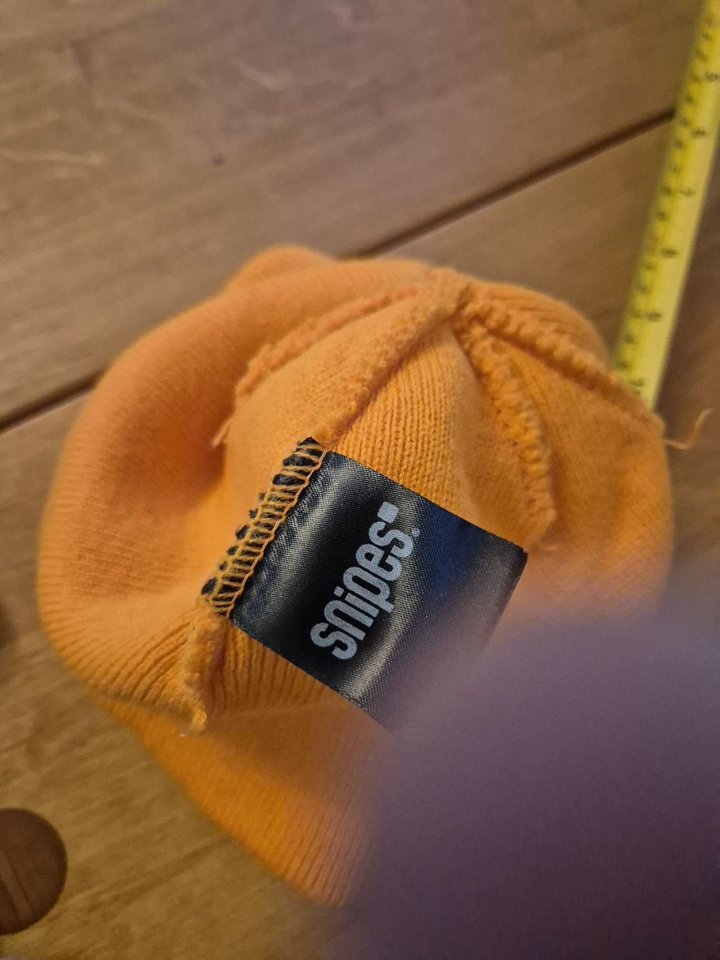 Copricapi, berretti & cappellini: Snipes Mütze orange mit Logo Label – Usato da Zürich venduto da Drago670 4