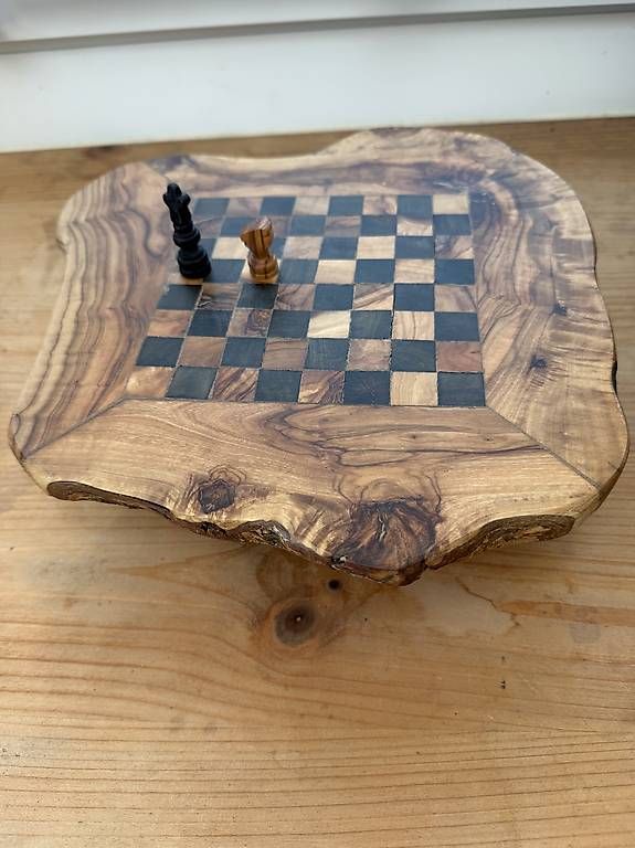 Holzartikel: Chess zu verkaufen  – Gebraucht aus Scharans von pandezu