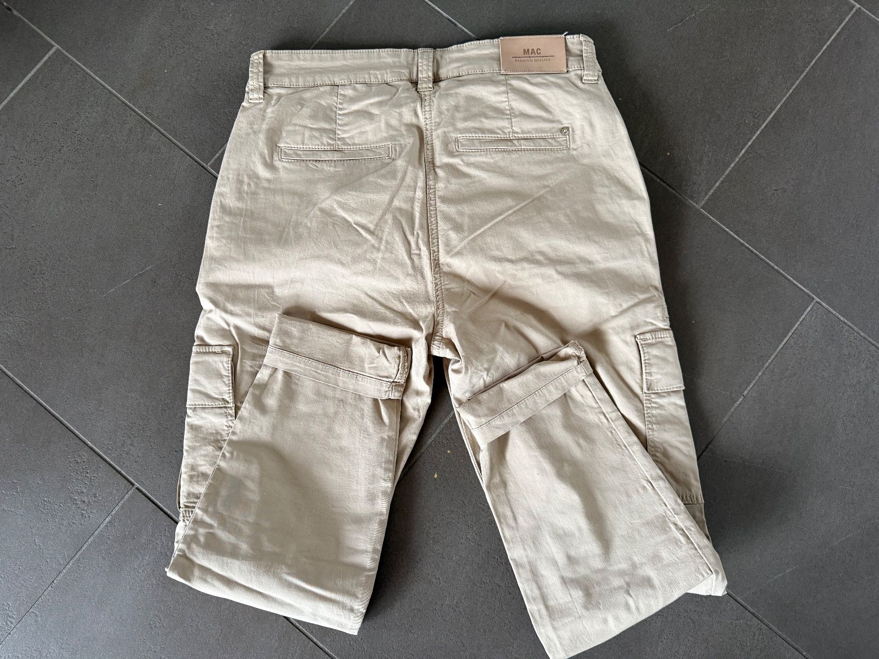 Pantaloni: Mac Hose 36 Neuwertig! – Nuovo (secondo la descrizione) da Herisau venduto da Soto1 1