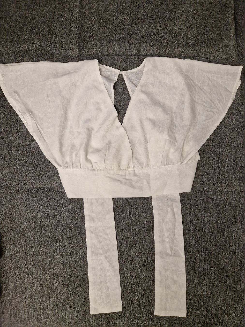 Shein Top: Oberteil – Nuovo (secondo la descrizione) da Eglisau venduto da Ramii97