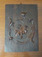 Panneau architectural en bois sculpté, motif floral ancien