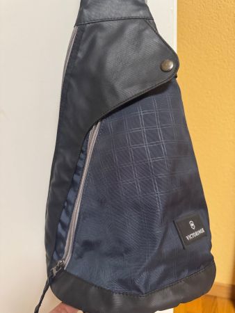 Victorinox Sling Tasche dunkelblau neuwertig