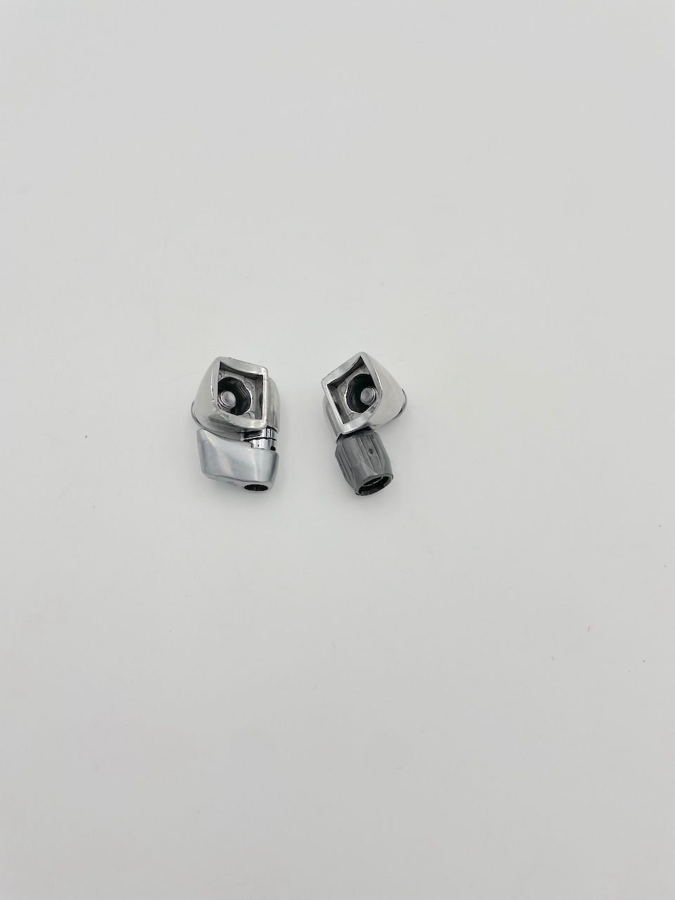 Pezzi di ricambio: Schaltsockeladapter Shimano Nr2 – Usato da Solothurn venduto da VintageVelo81 1