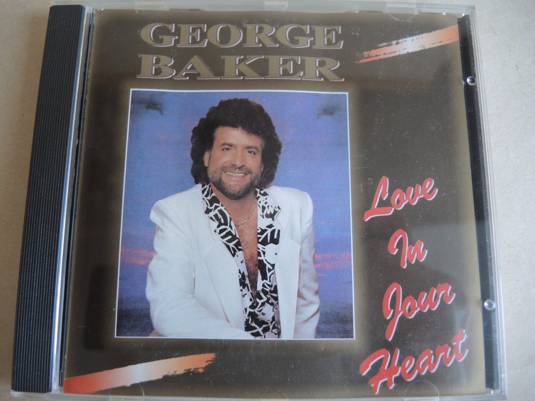 CD: George Baker - Love In Your Heart CD – Usato da Rorschach venduto da maeck8