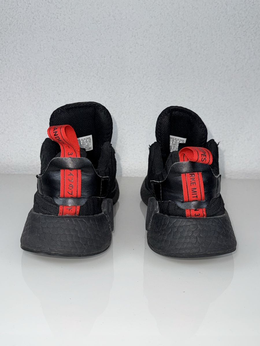 Adidas Scarpe da uomo: Adidas NMD R2 Triple Black – Usato da Glattpark(Opfikon) venduto da modewelt 2
